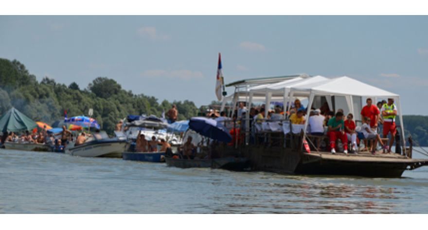 U čast Majke Angeline